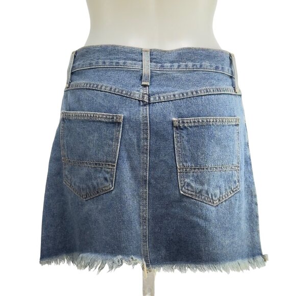 JUST BLACK Women’s Jean Shorts Denim Classic 5 Pocket Frayed Medium Wash Size M - Picture 2 of 11